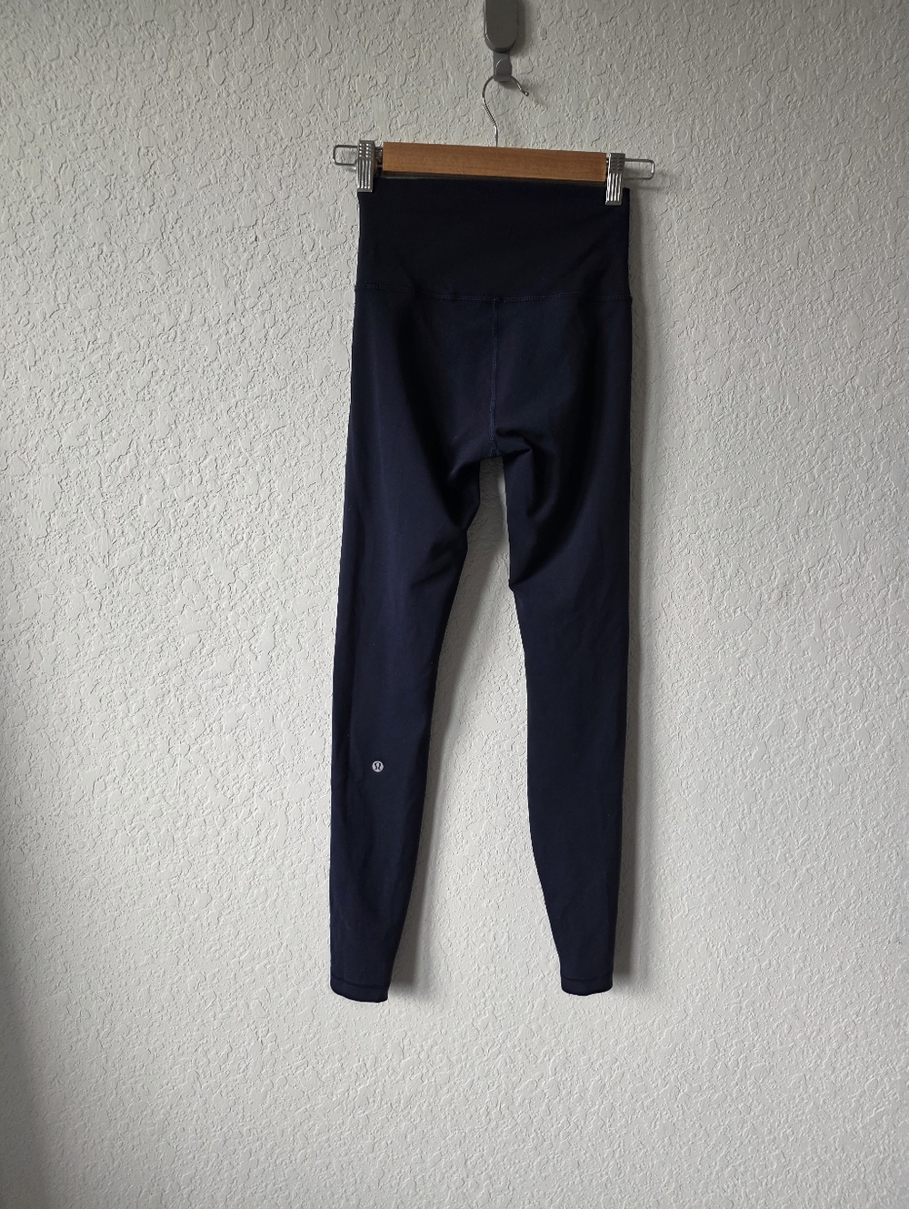 Lululemon Wunder Train High-Rise Navy Tight size 4 - Picture 6 of 6